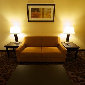 Queen Studio Suite Non-Smoking